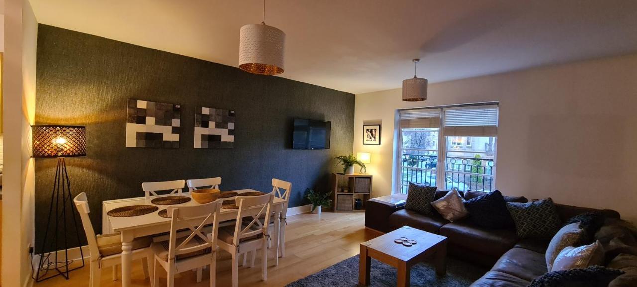 Pass The Keys Spacious 3Beds Flat Near City Centre - Free Parking Edinburgh Bagian luar foto